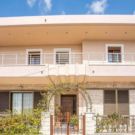 M&e New Apartament Haraki