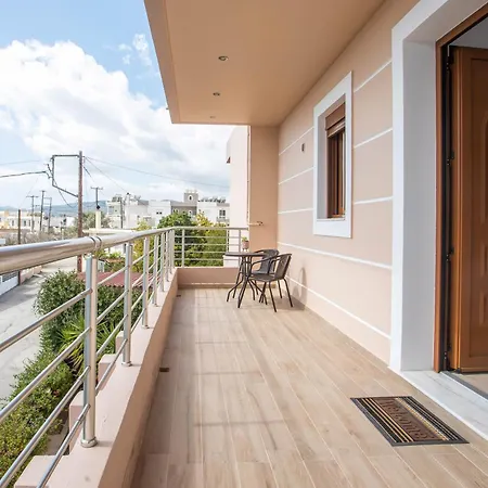 M&e New Apartamento Charaki