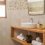 Apartman M&e New Haráki